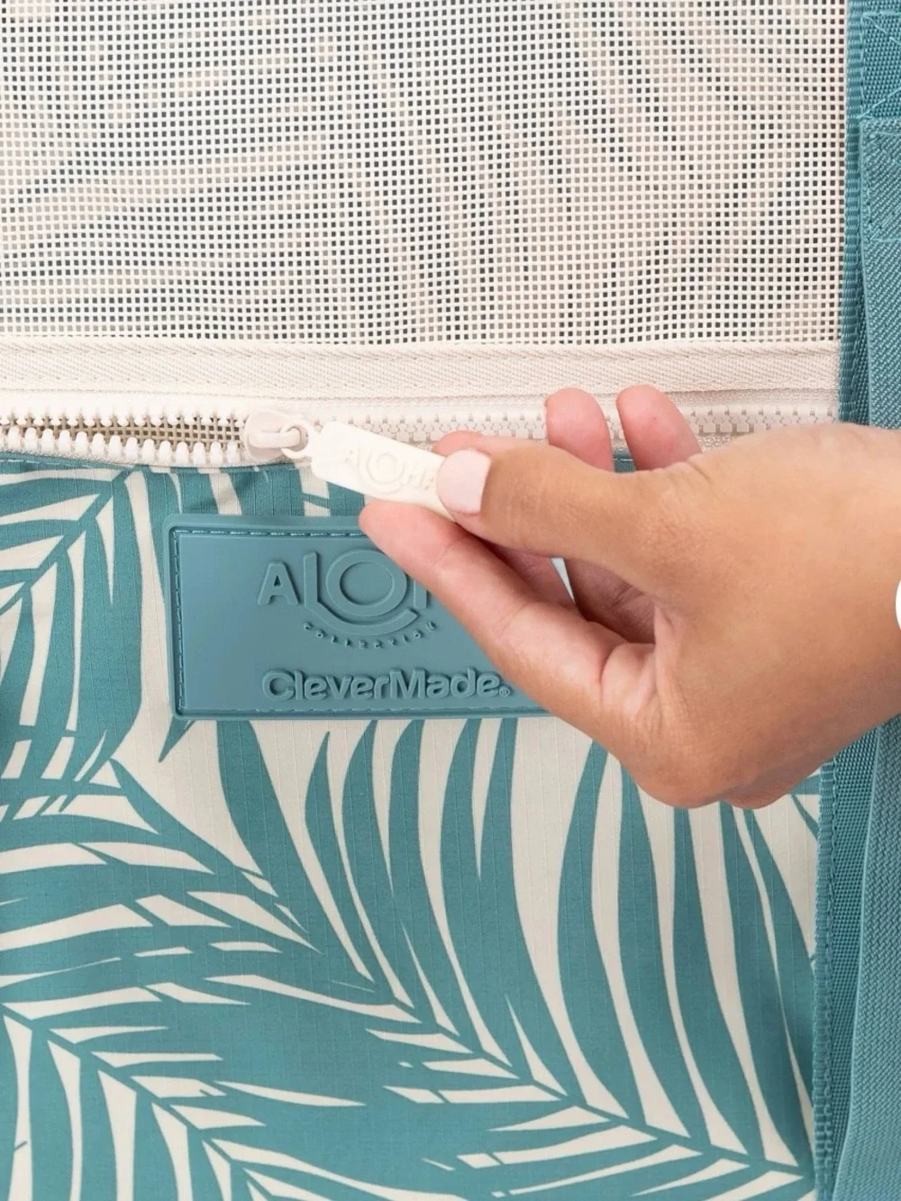 ALOHA Collection collapsable beach tote